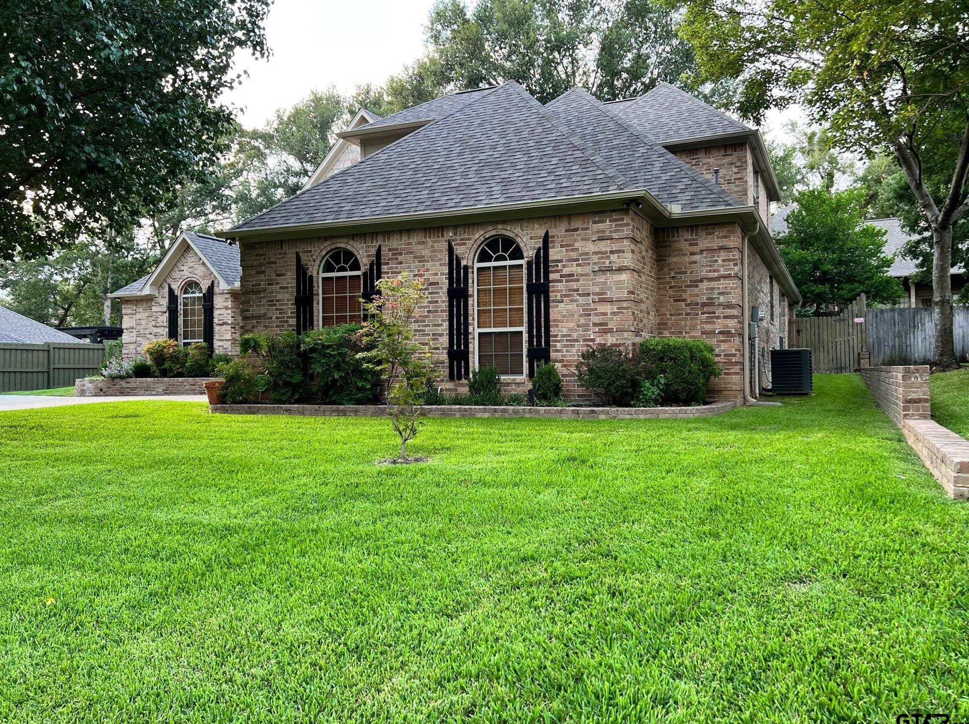 705 Kingswood Dr, Tyler, TX 75703