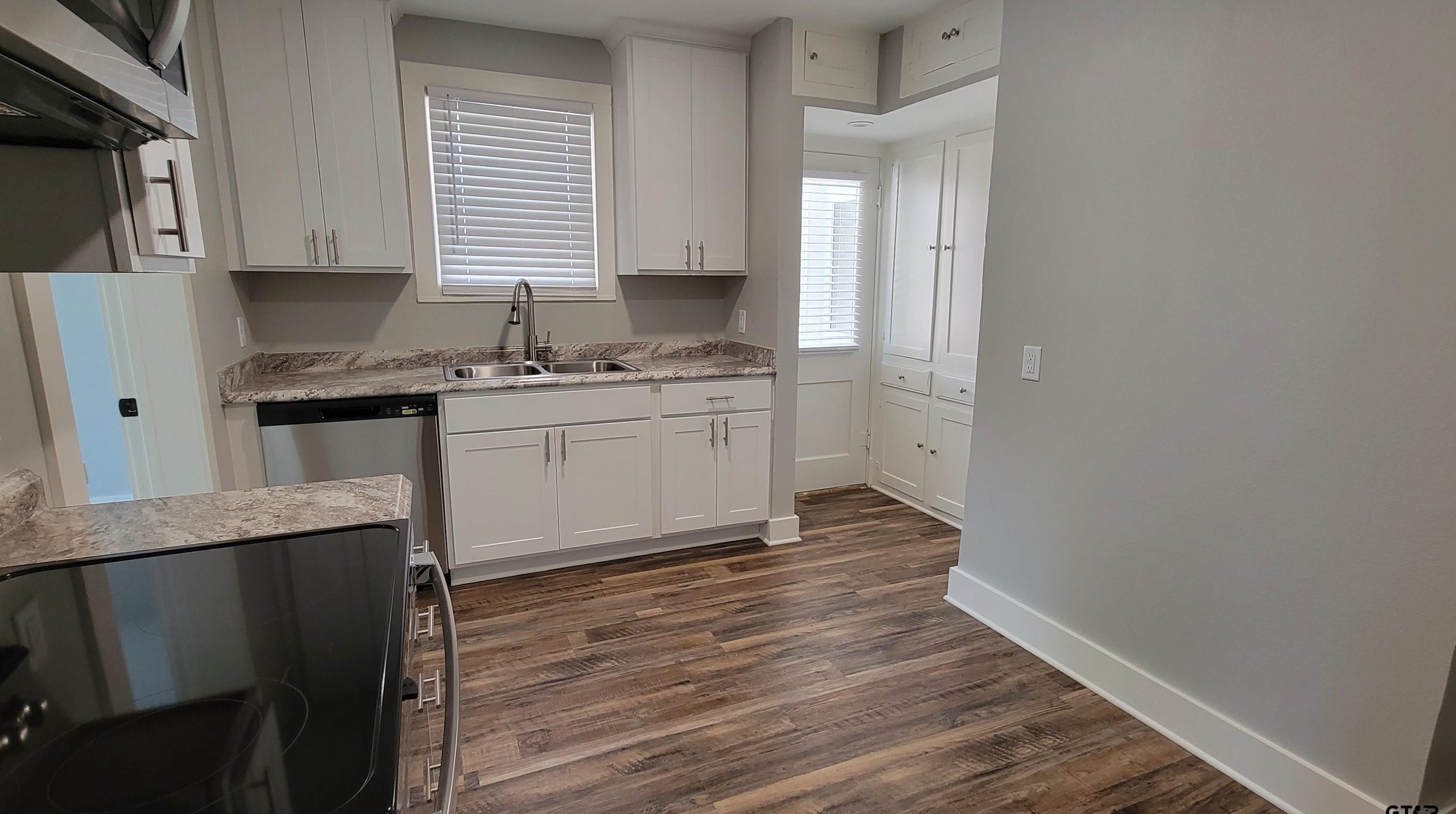 518 Spring Ave, Tyler TX  75701-5333 exterior