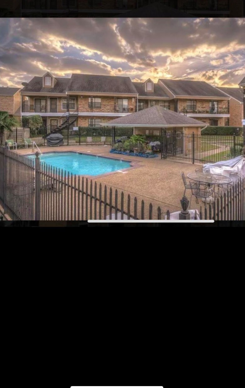 400 W South Town Dr, Tyler, TX 75703