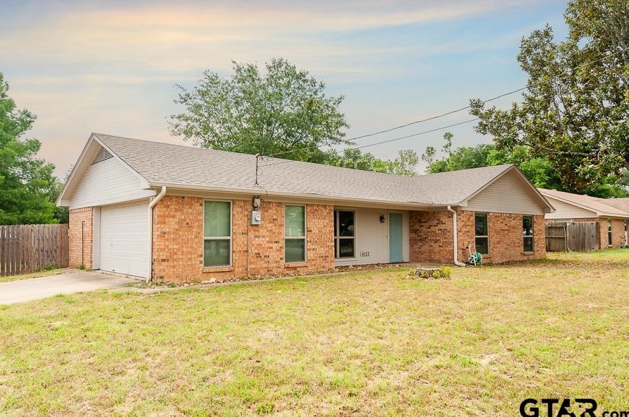 6112 Mesquite Dr, Tyler, TX 75707