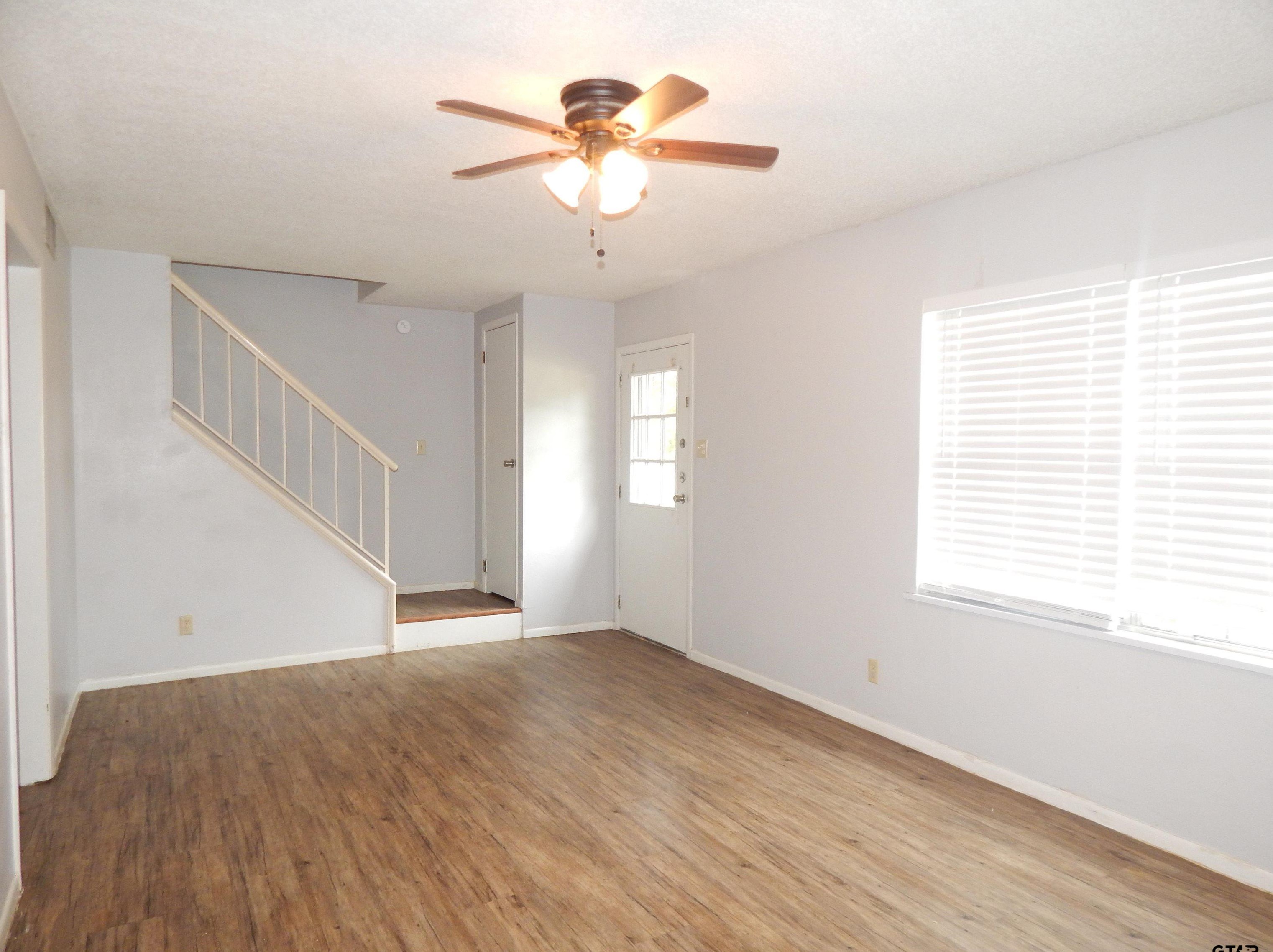 2740 S Donnybrook Ave, Tyler, TX 75701