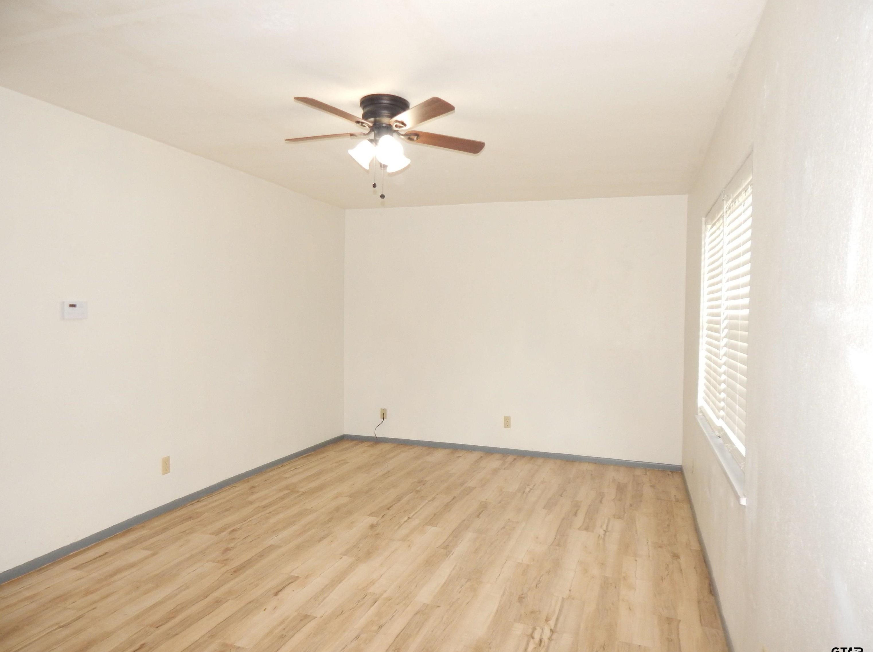 2742 Donnybrook Ave, Tyler TX  75701-7017 exterior