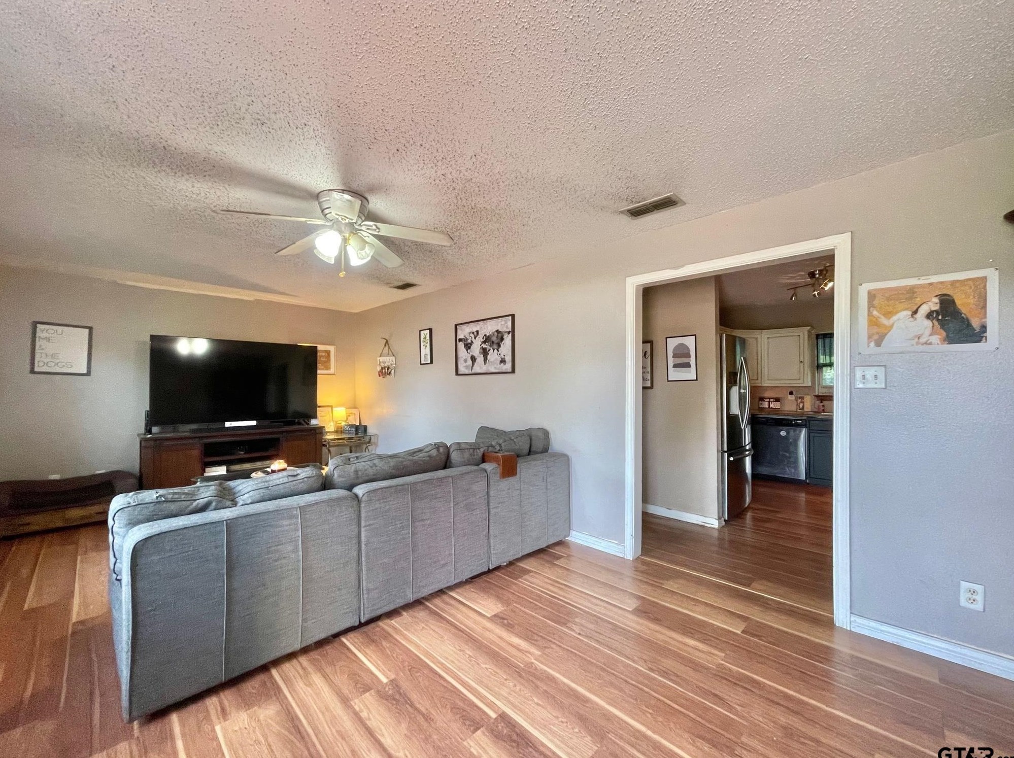 300 Shofner Dr, Longview, TX 75604-3351