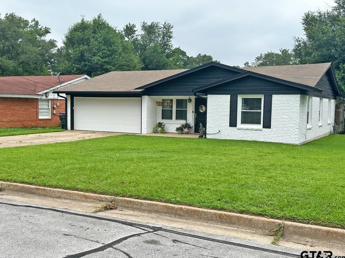 2714 Anita Ln, Tyler, TX 75701-7413