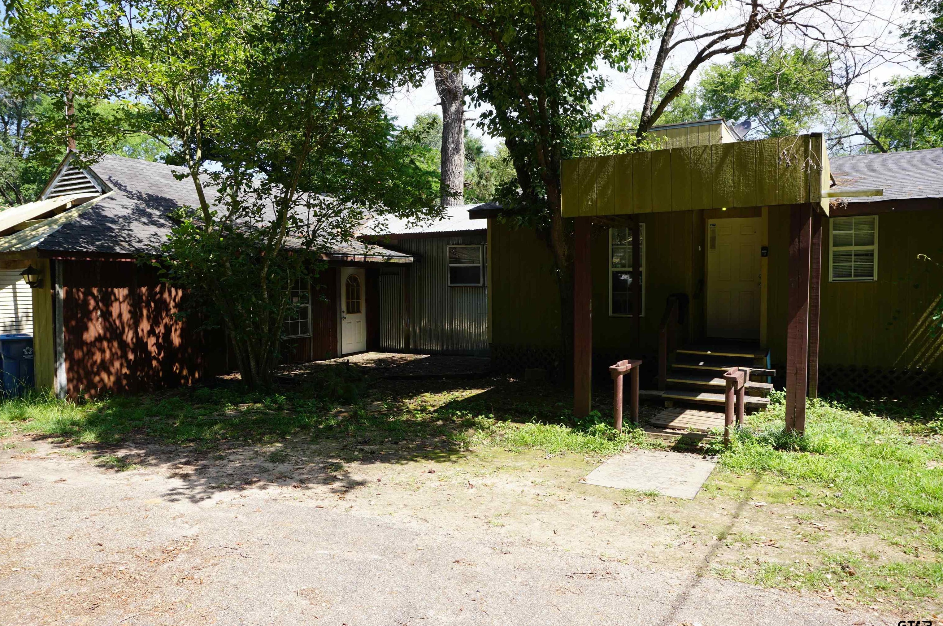 2312 Sledge St, Marshall, TX 75670