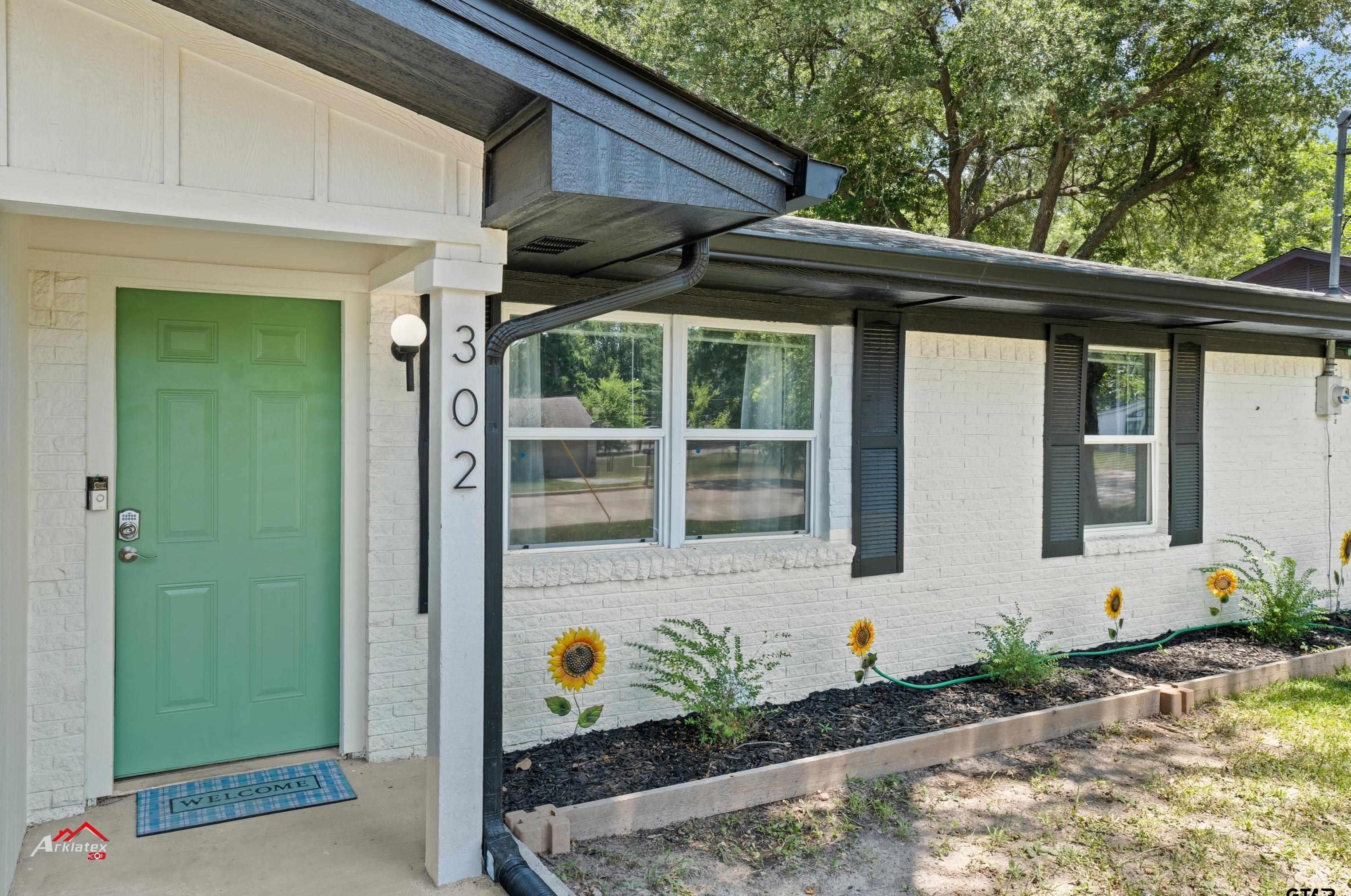 302 Fenton Rd, Longview, TX 75604-1123