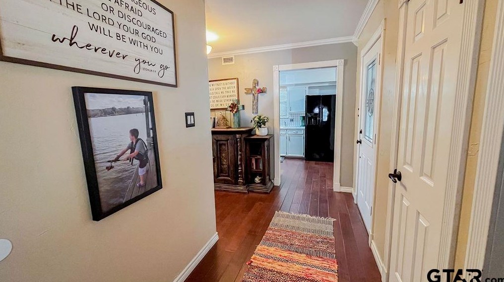 309 Helen Dr, Hide A Way, TX 75771-3375