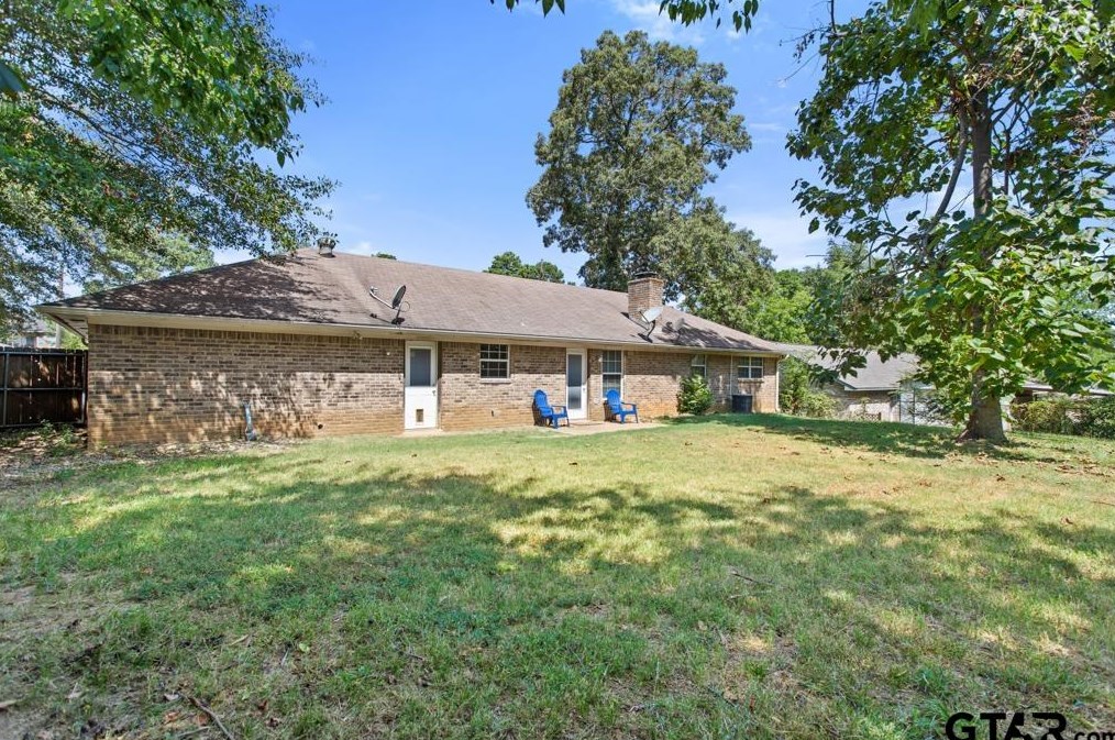 3722 Mark Dr, Longview TX 75605 exterior