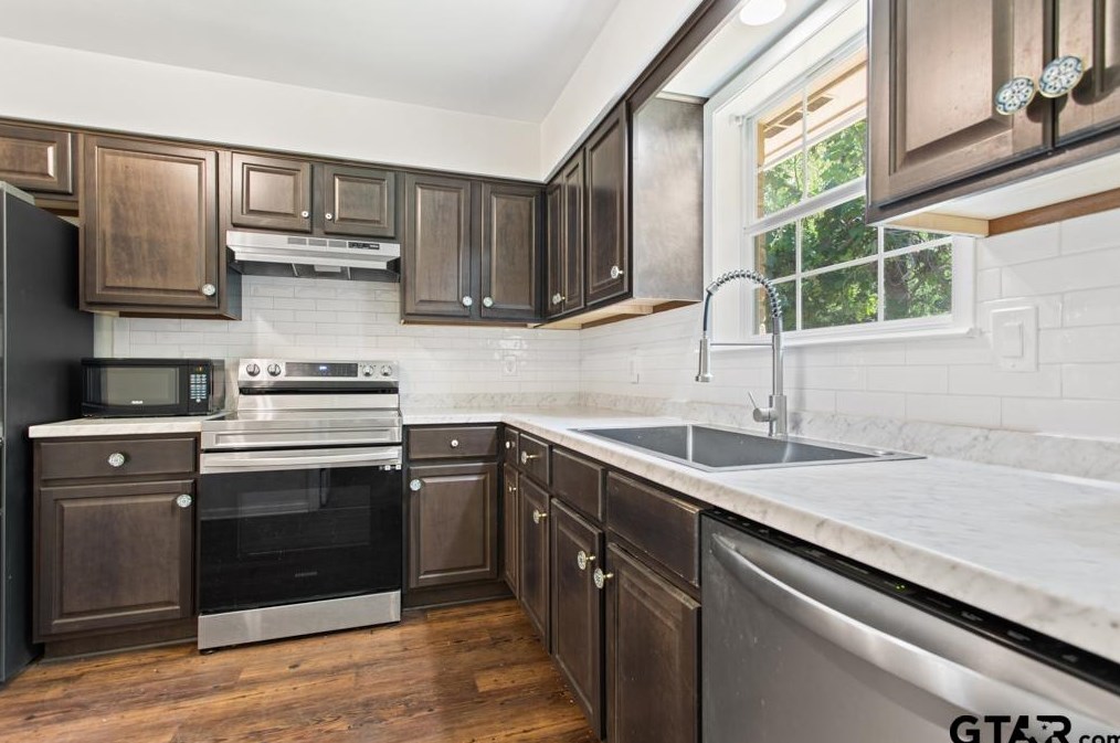 3722 Mark Dr, Longview TX 75605 exterior