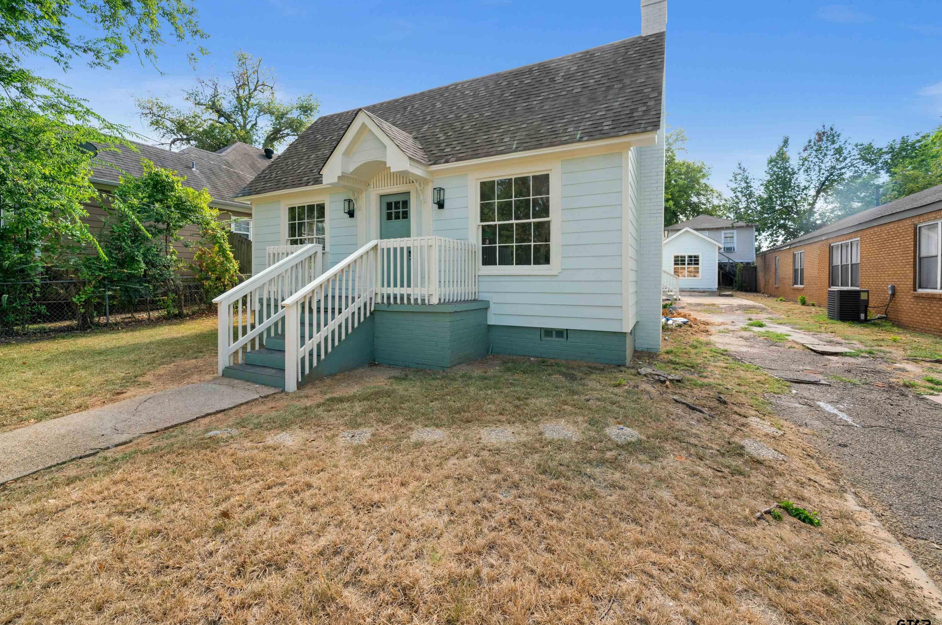1023 S Donnybrook Ave, Tyler, TX 75701