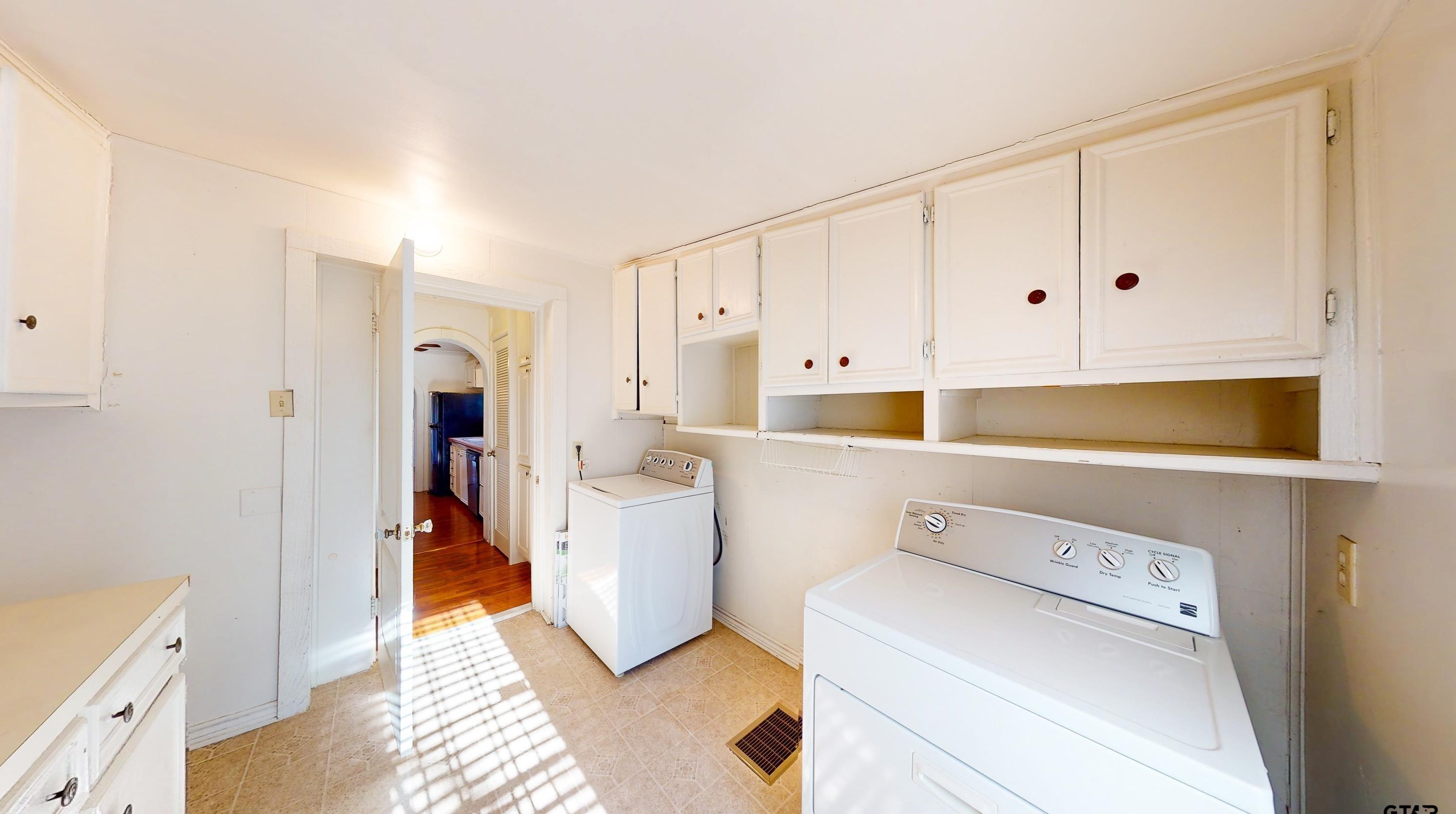 1222 Donnybrook Ave, Tyler TX 75701-3113 exterior