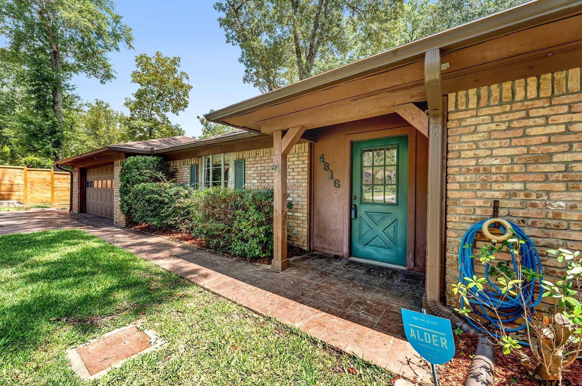 4816 Inverness Dr, Tyler, TX 75703-2602