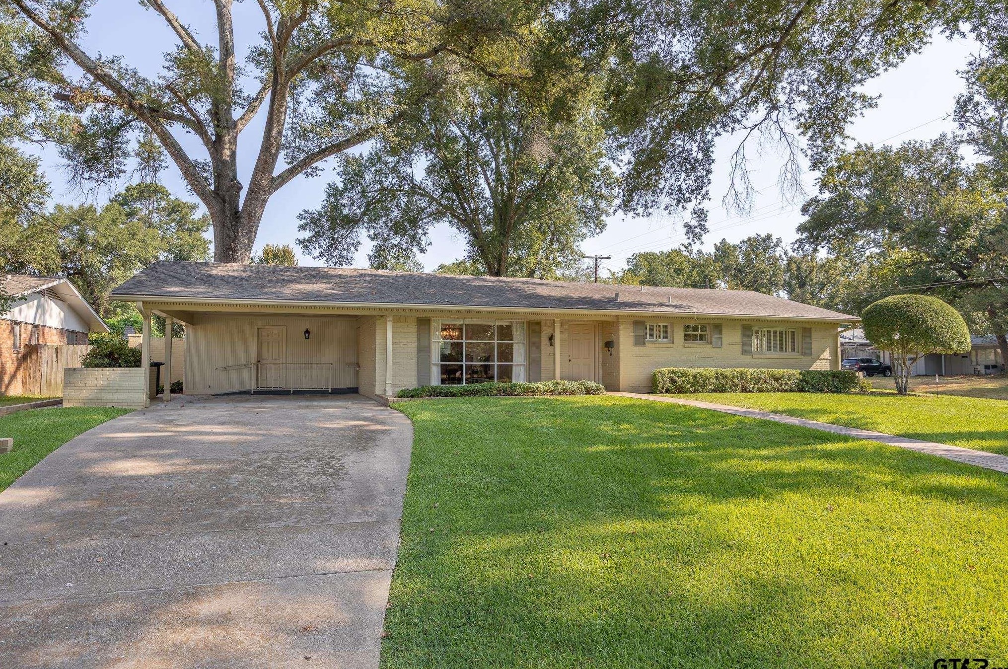 816 Shannon Dr, Tyler, TX 75701-8841