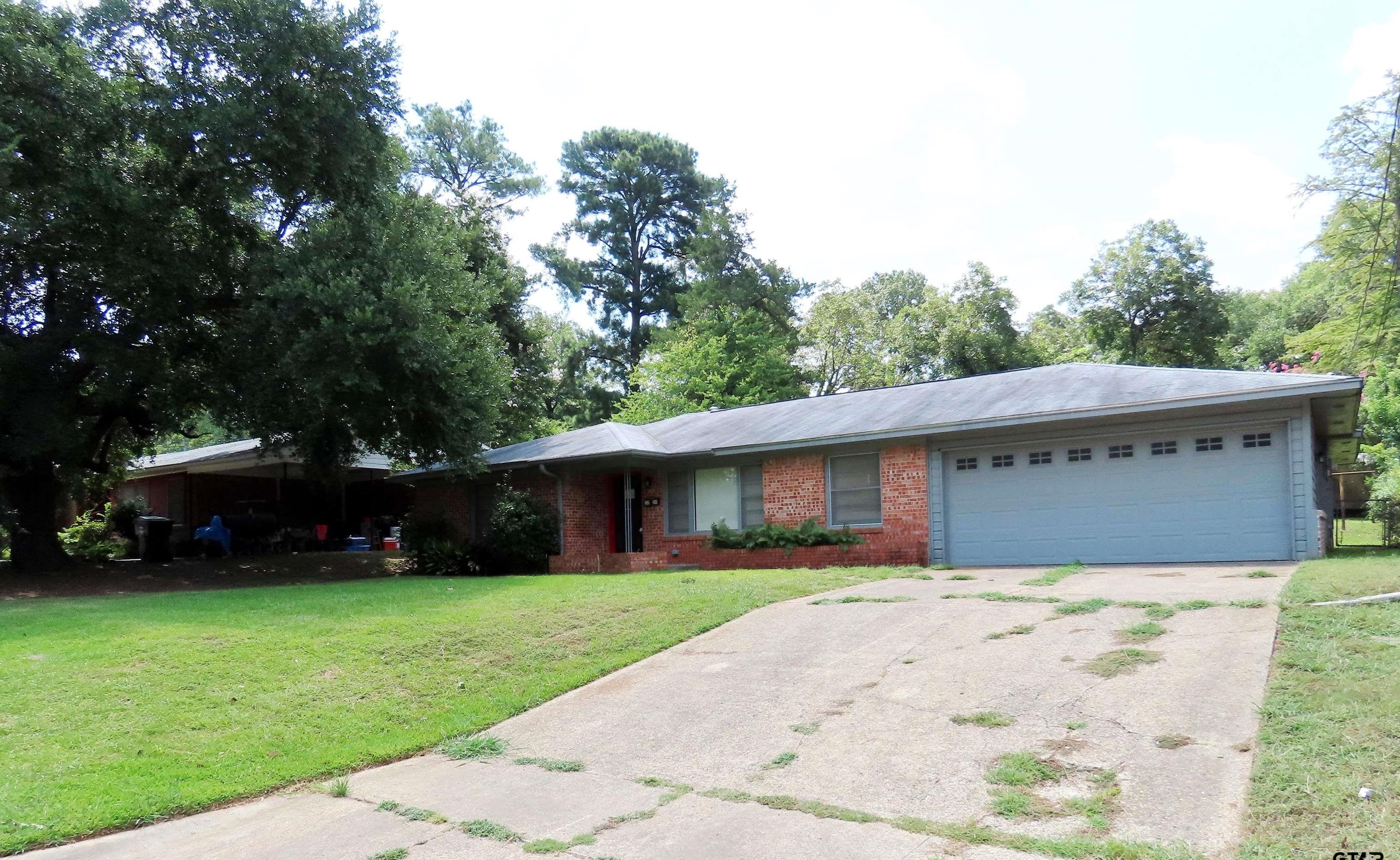 1220 Powers Dr, Tyler, TX 75701