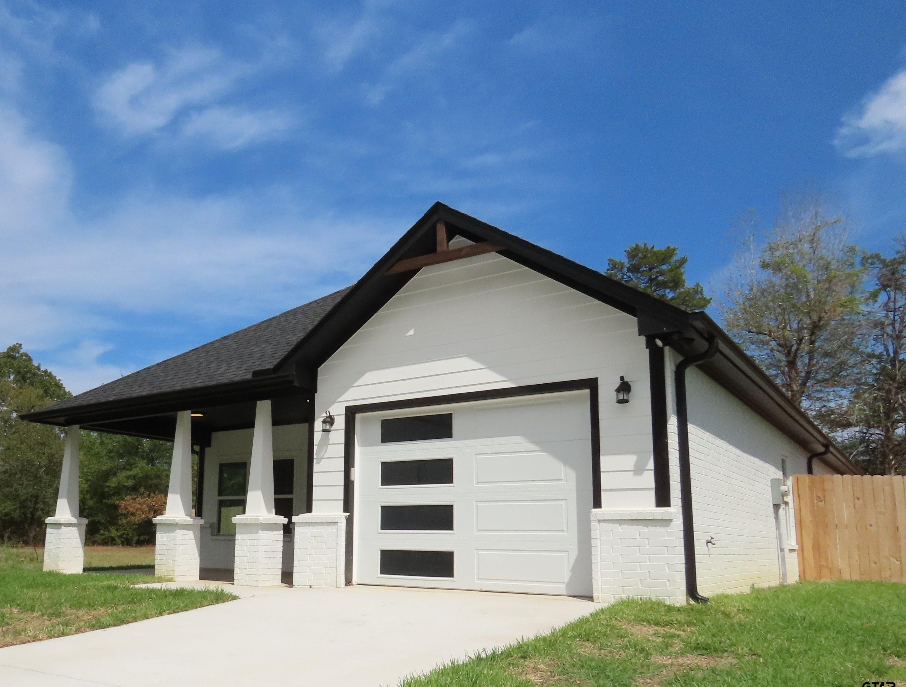 718 Patton Ln, Tyler, TX 75709