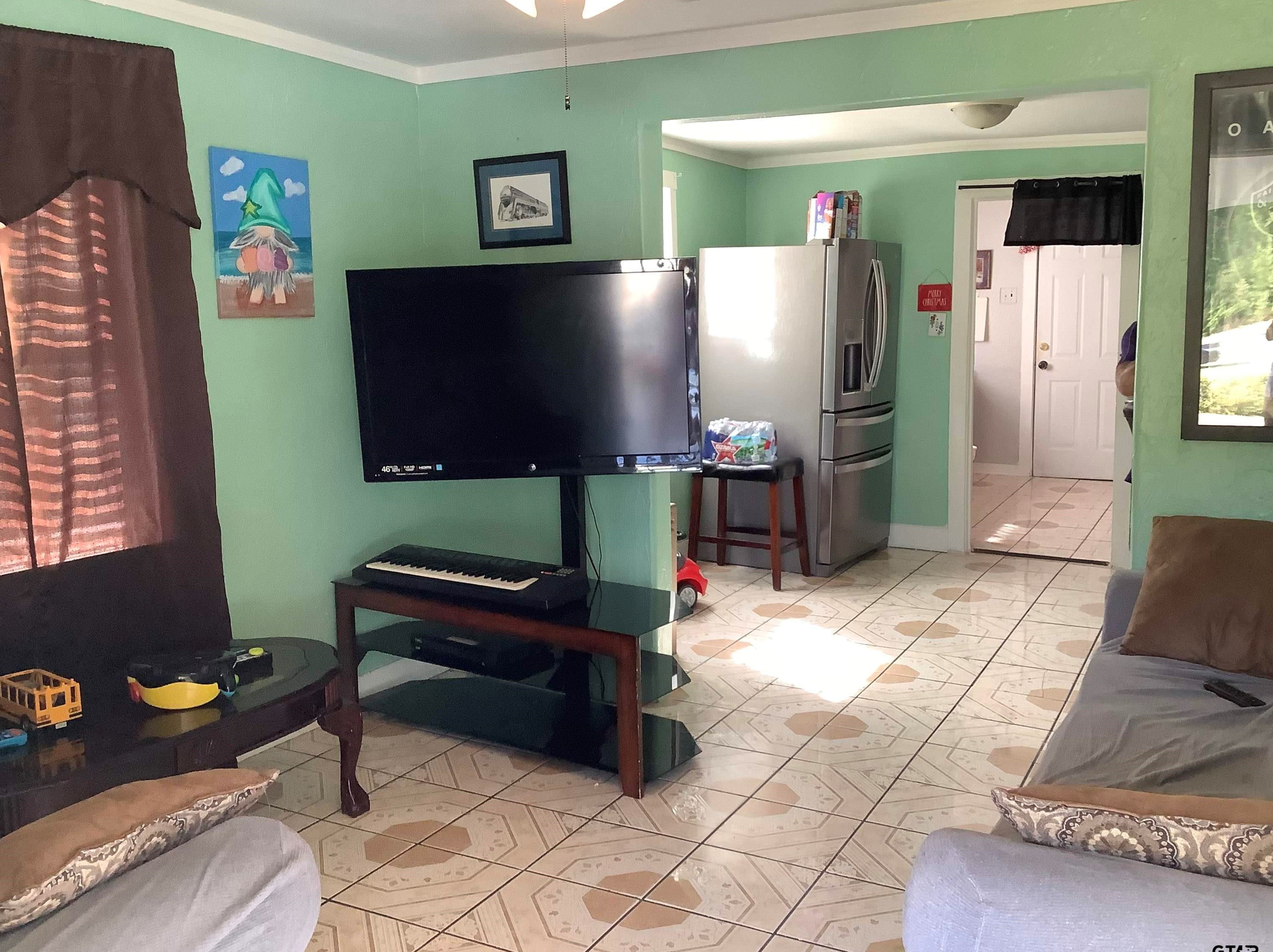 1024 33rd St, Tyler, TX 75702-1535
