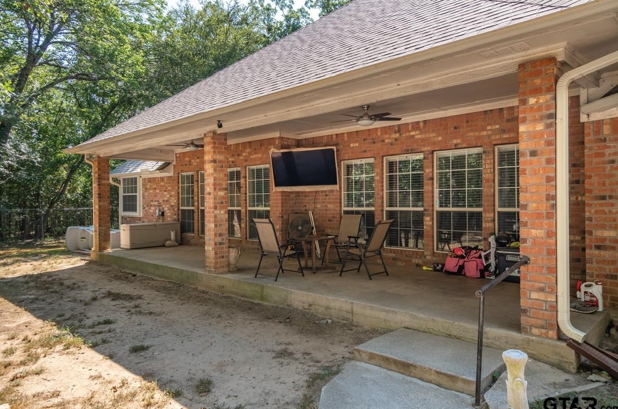 1105 Vz County Road 1116, Fruitvale TX  75127-3465 exterior