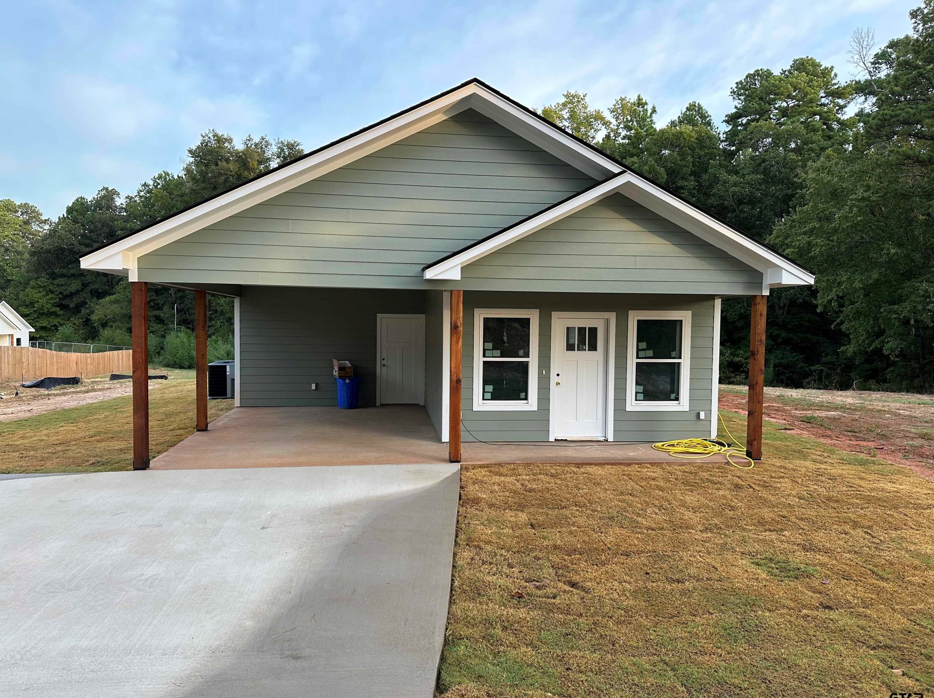 101 Mitchell St, Arp, TX 75750-4628