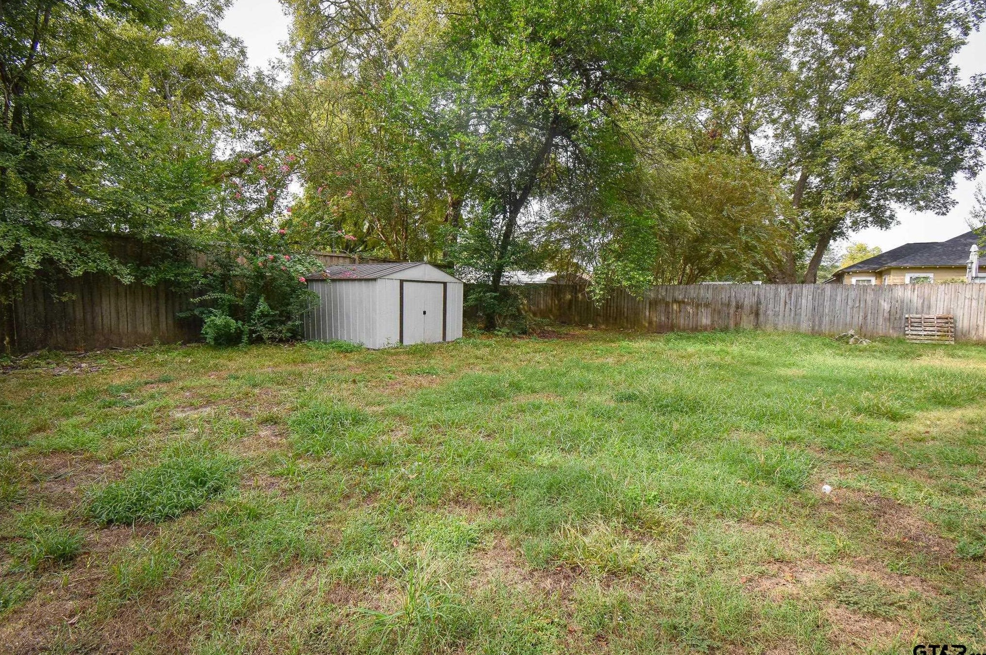 408 Woodlawn St, Henderson TX  75652-6044 exterior