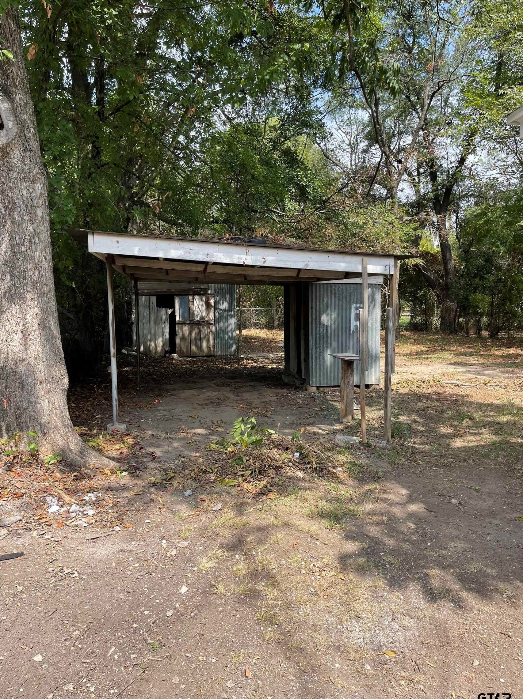 329 W Wilson, Tyler, TX 75702