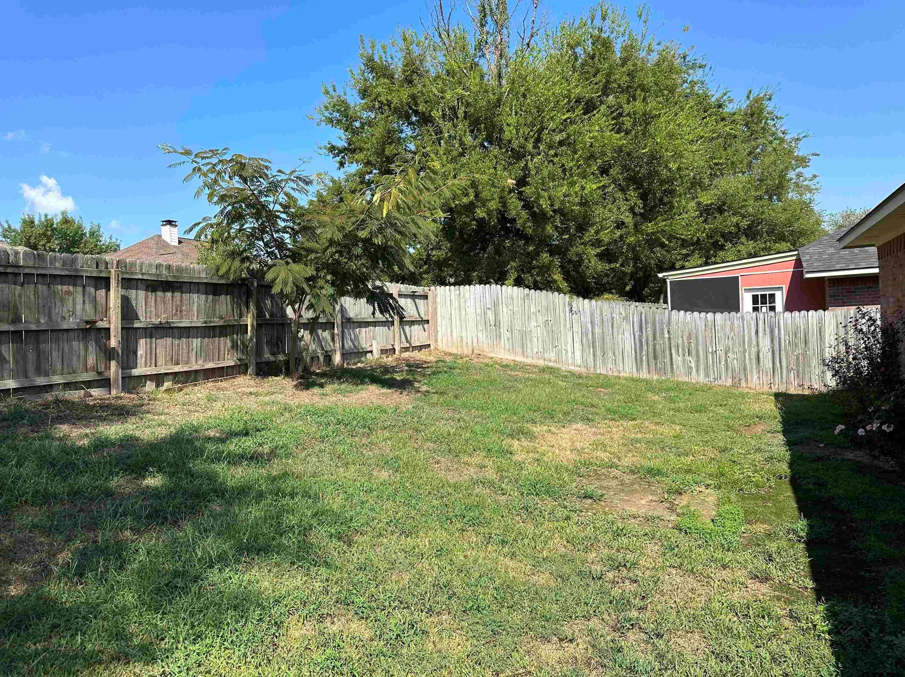 19342 King Ranch Dr, Flint, TX 75762