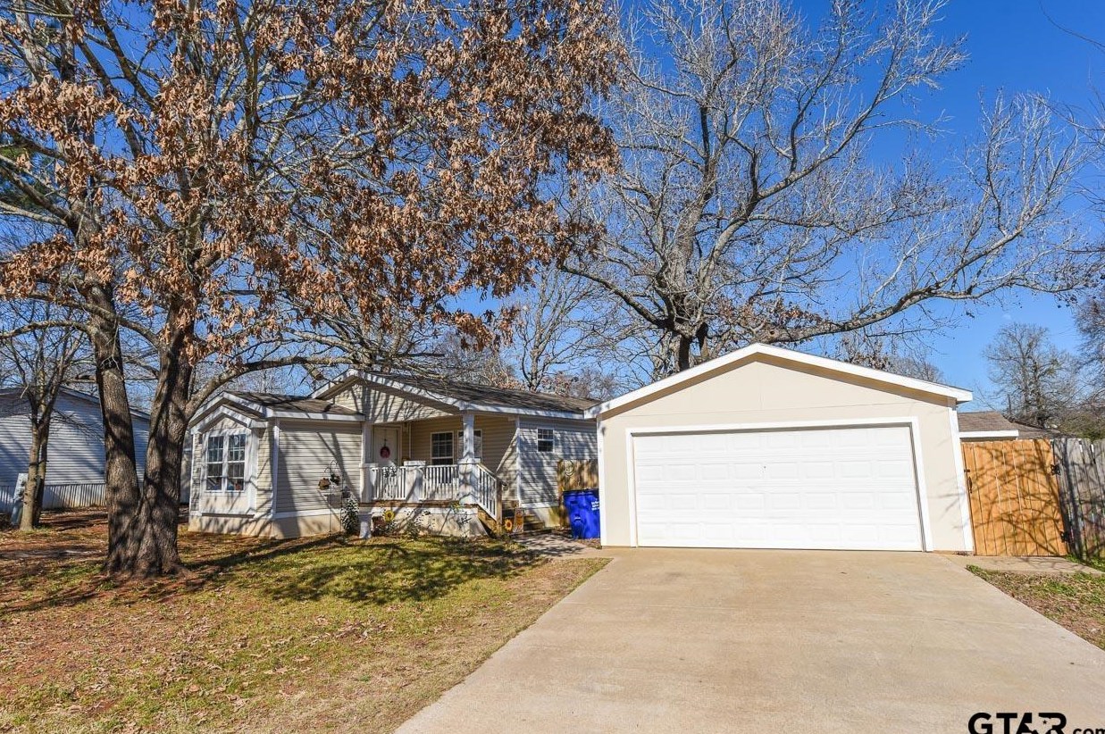 10386 Country Hills Blvd, Tyler, TX 75708-3174