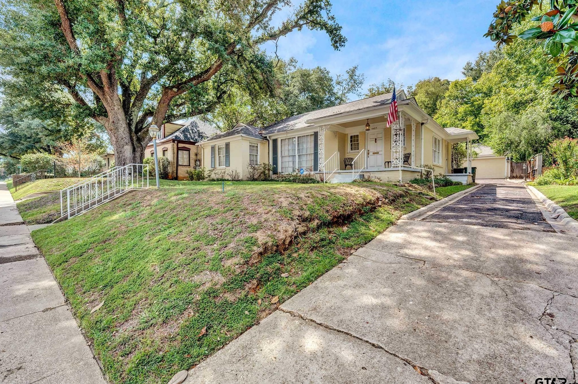 1427 Wall Ave, Tyler, TX 75701-3232