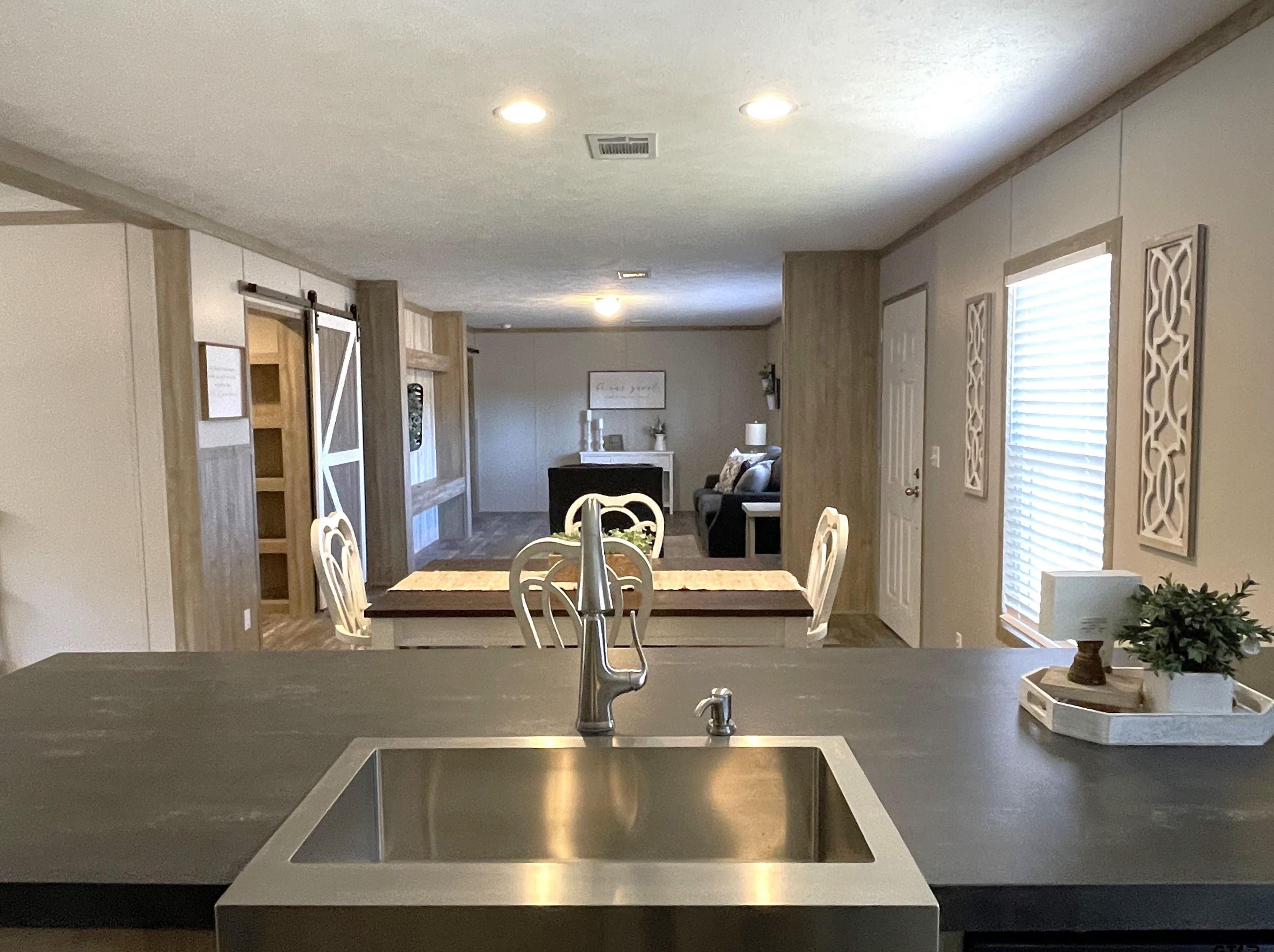 2370 Blocker Rd, Marshall TX 75672-3720 exterior