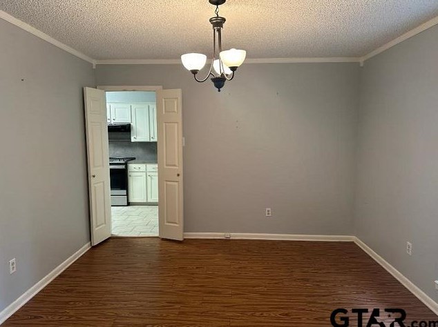 406 Hollyoak Dr, Tyler, TX 75703