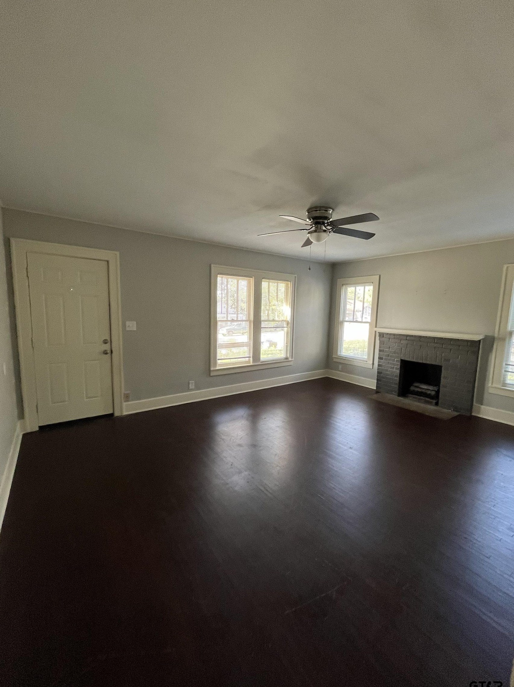 208 N Georgia St, Griffin, TX 75789