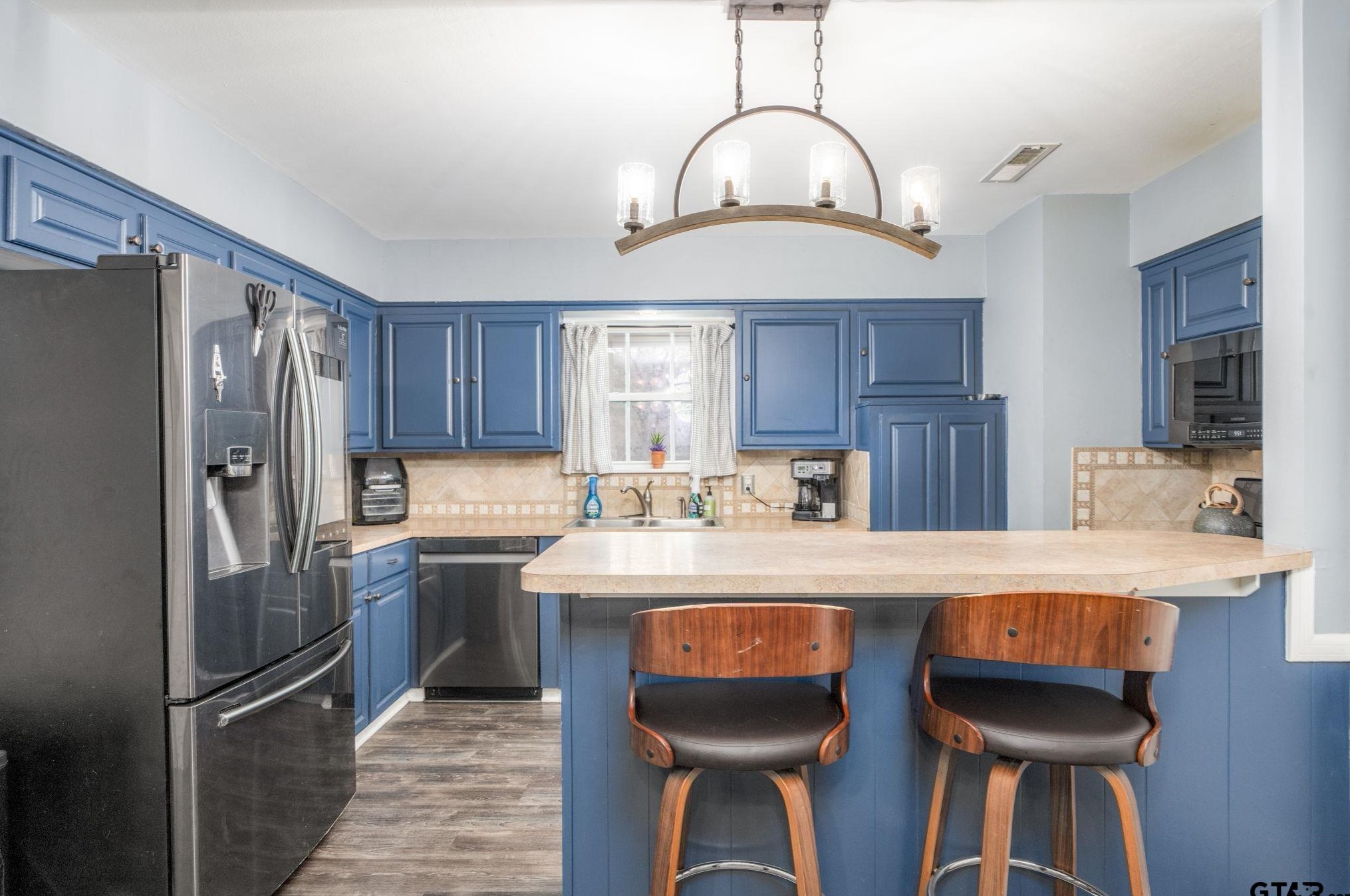 3306 Keaton Ave, Tyler TX 75701-9055 exterior