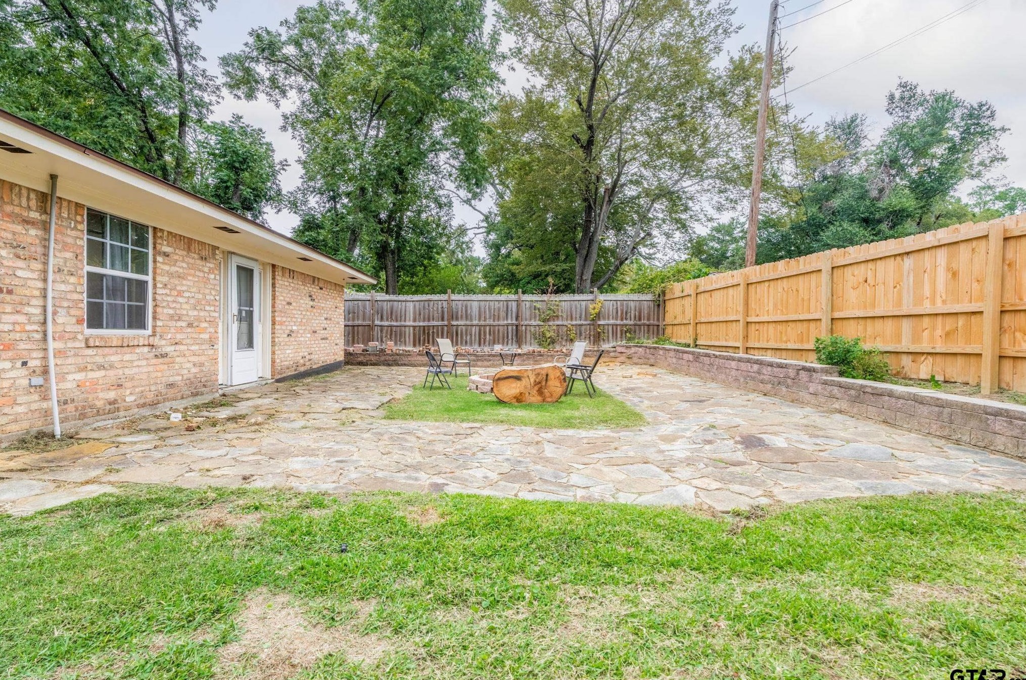 3306 Keaton Ave, Tyler TX 75701-9055 exterior