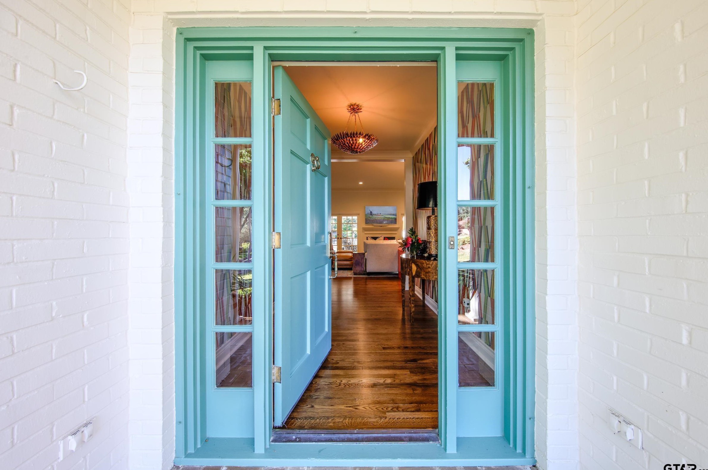 711 Gabriel Dr, Tyler, TX 75701-8651