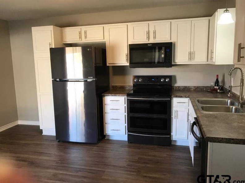 14560 Tucker St #17, Hide A Way, TX 75771