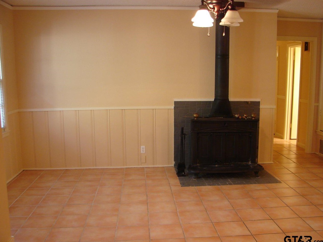 3312 Brookside Dr, Tyler TX  75701-7743 exterior