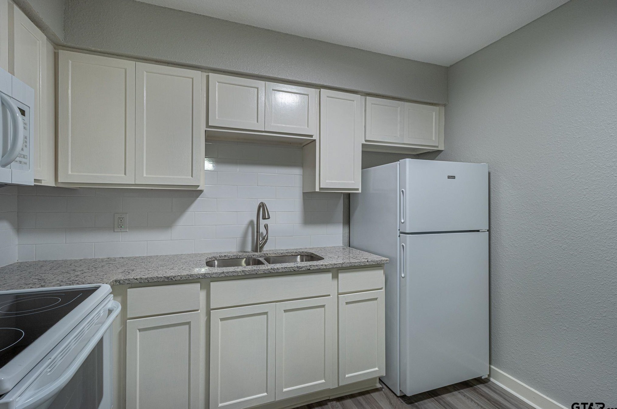 9951 E Fm 346 Unit 3, Whitehouse, TX 75791
