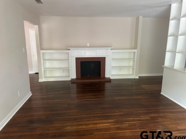 1124 S Azalea Dr, Tyler, TX 75701