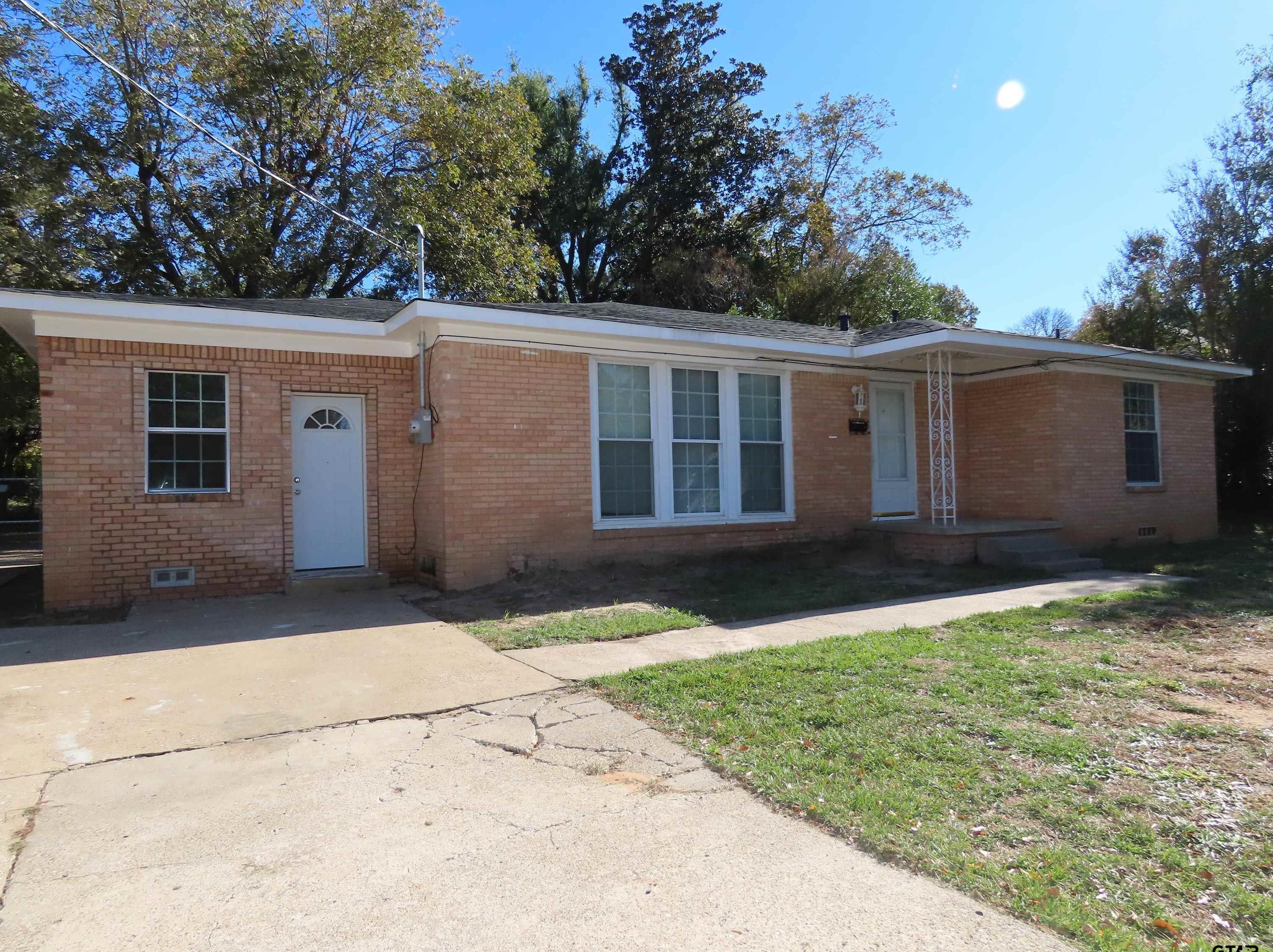 1716 Magnolia Dr, Tyler, TX 75701