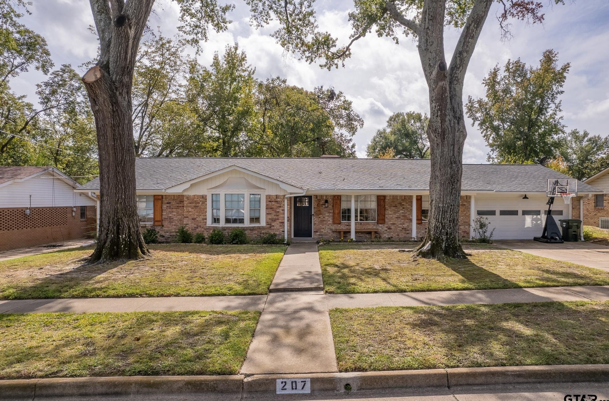 207 E Sheridan St, Tyler, TX 75701