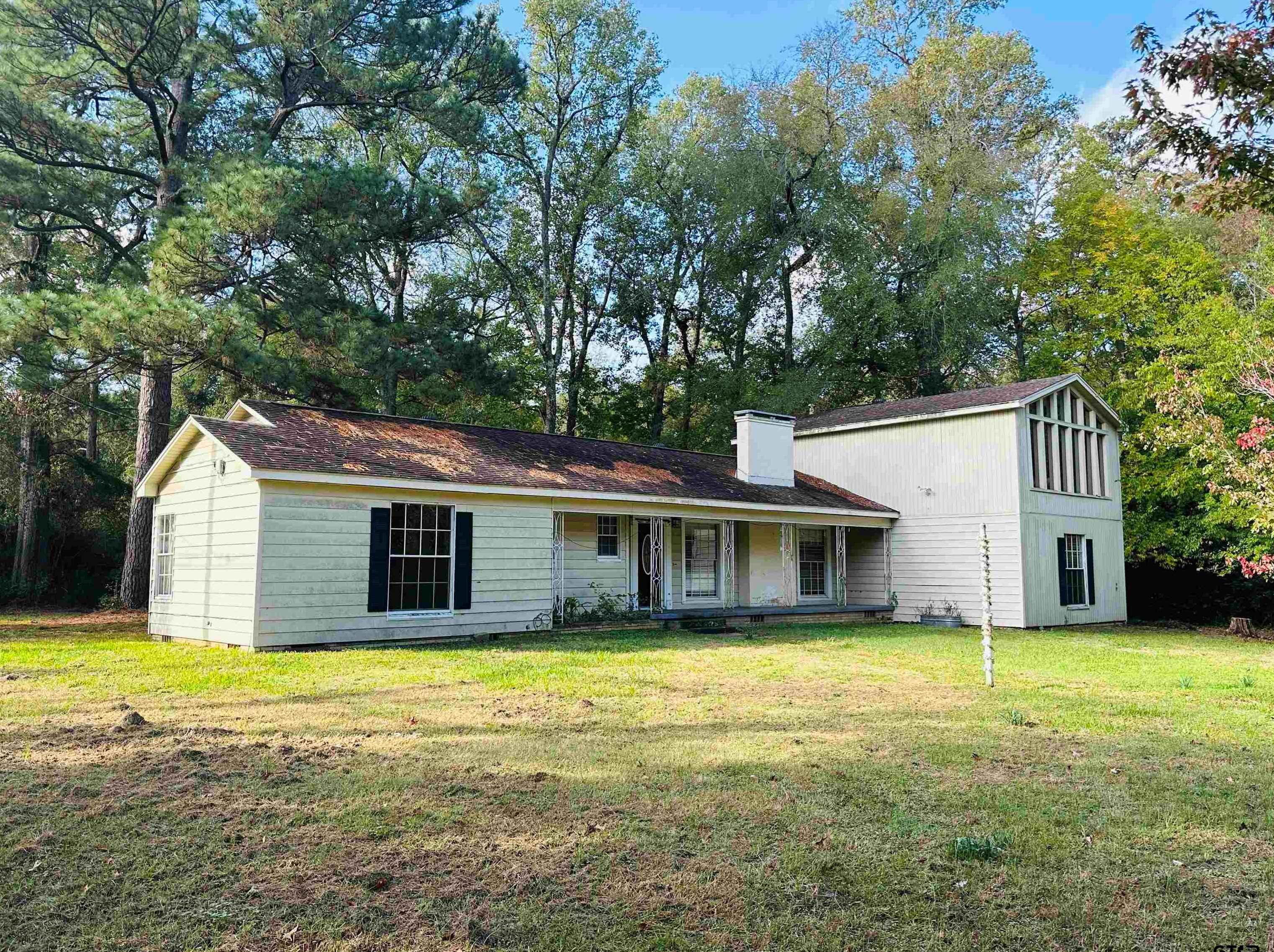 1311 Lee St, Carthage, TX 75633-2115