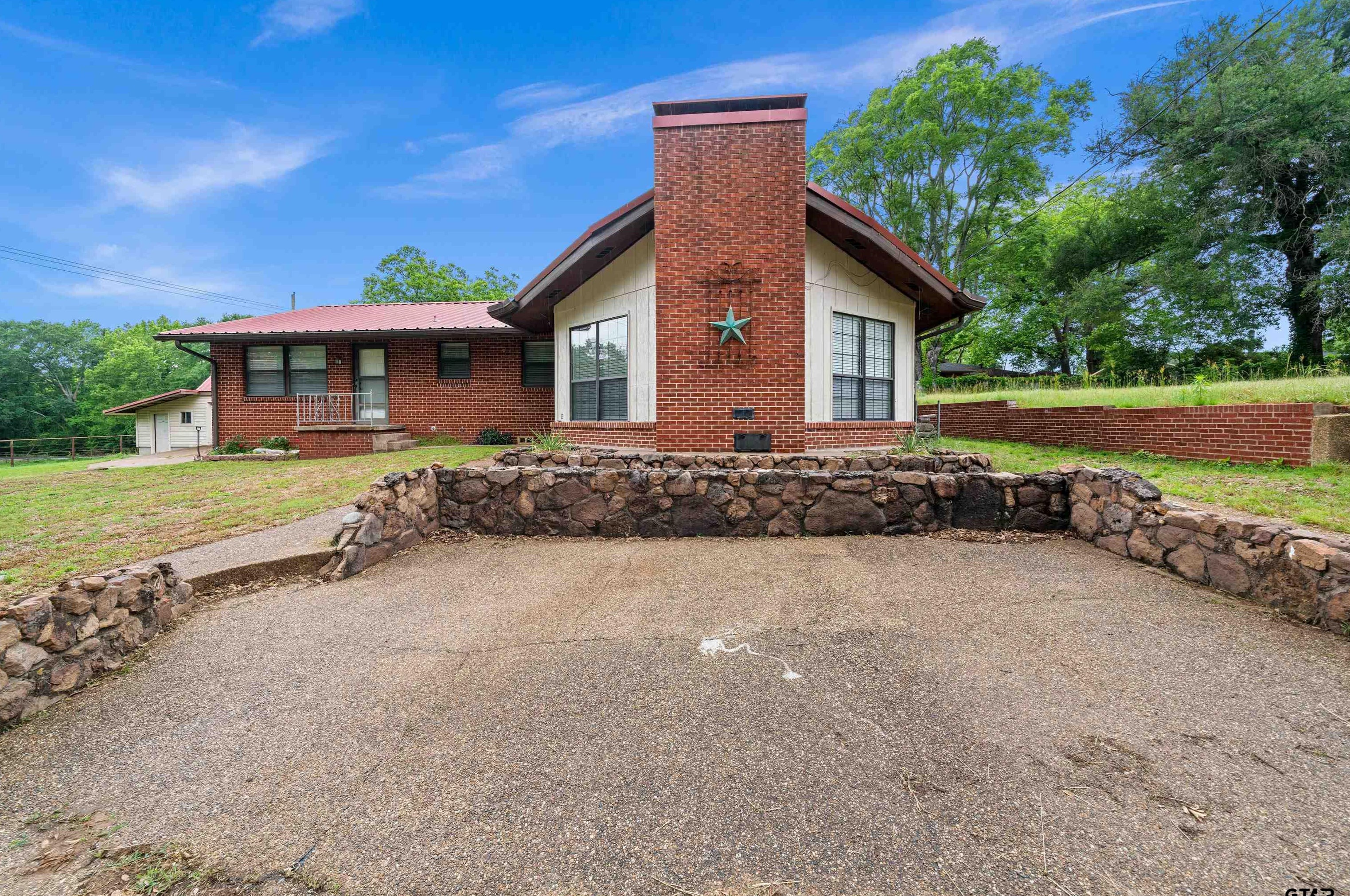 109 Maxine St, West Mineola, TX 75773