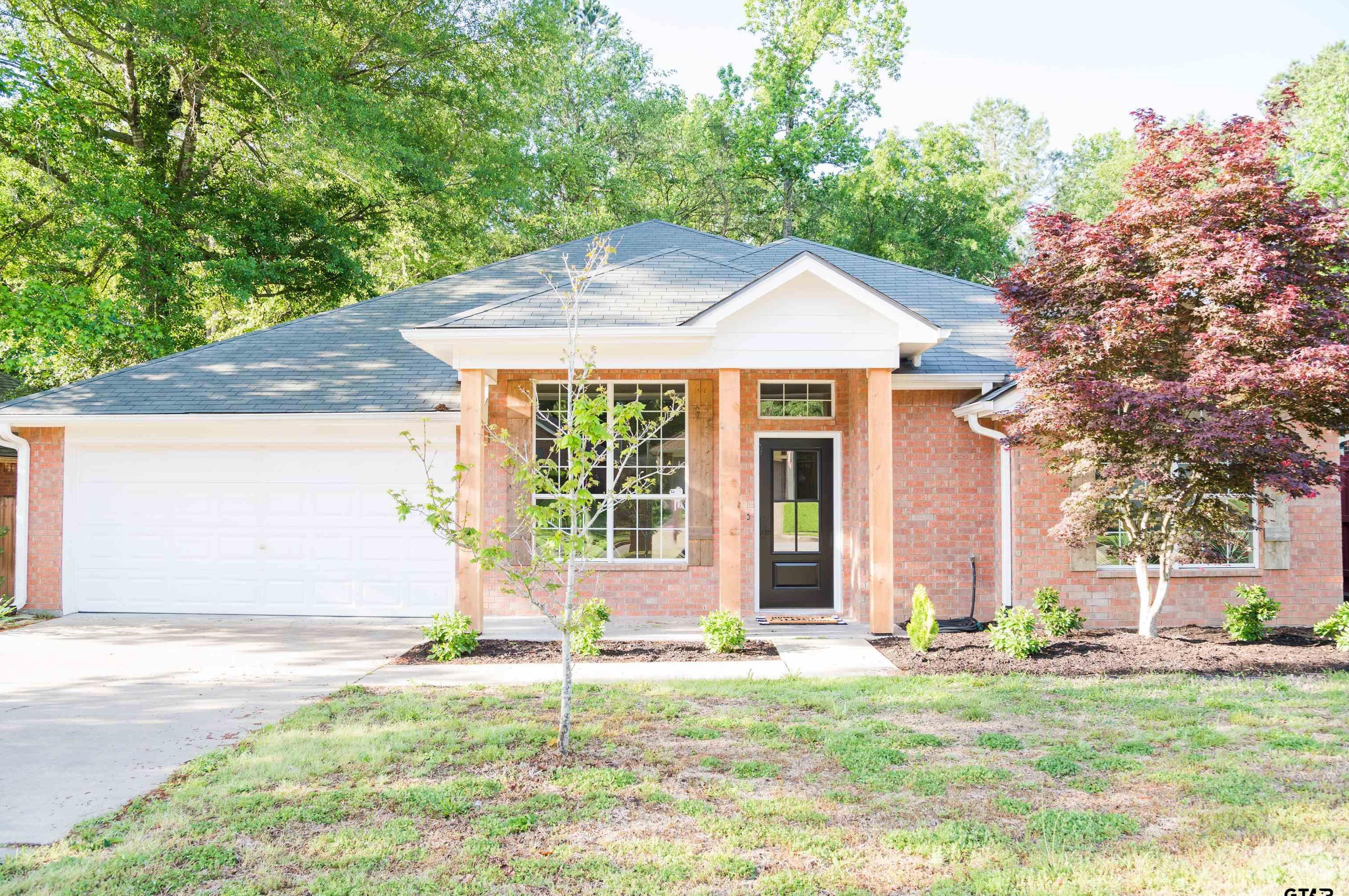 618 Winding Brook Ln, Tyler, TX 75703