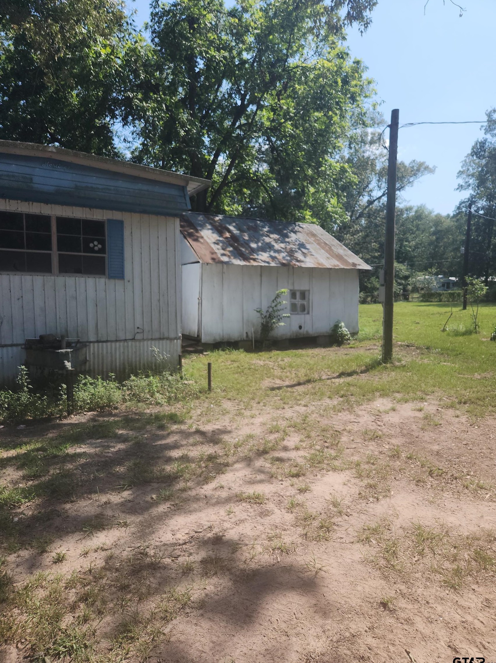 8279 Lakeside Dr, Ore City, TX 75683-4513