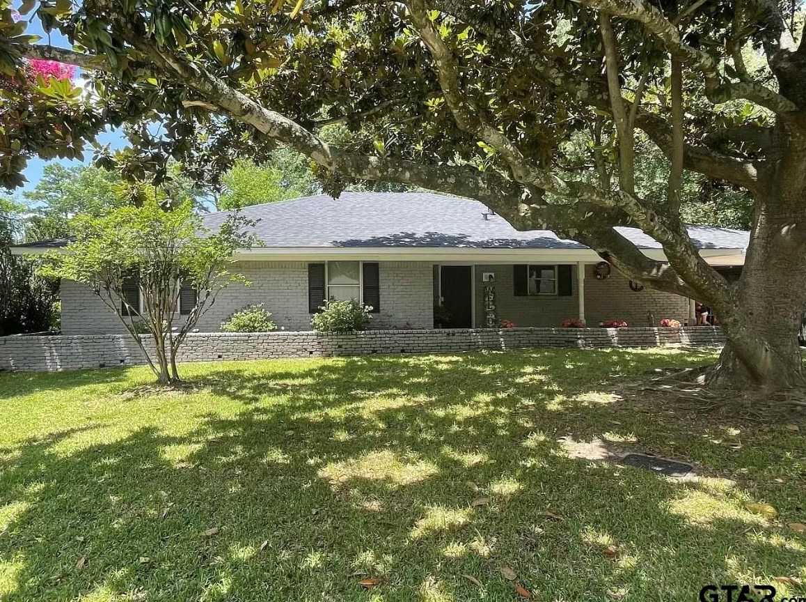 8302 Bucknell Dr, Tyler, TX 75703-5103