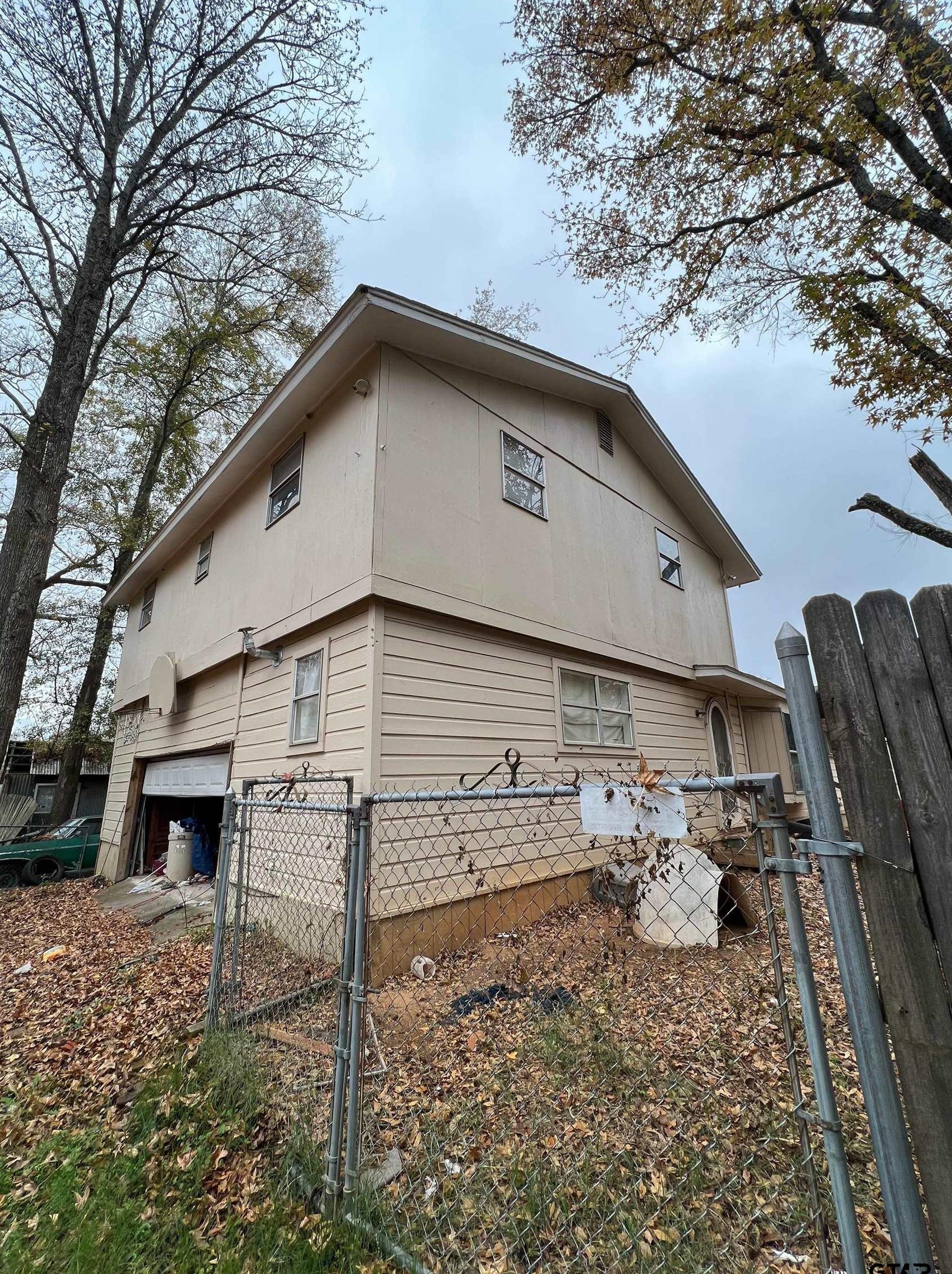 3205 Carter Blvd, Tyler, TX 75702-1116