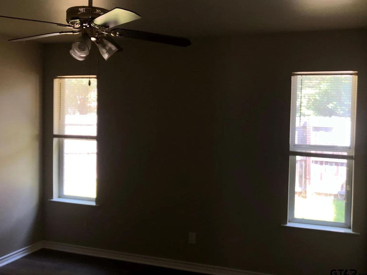 1003 Noble St, Griffin, TX 75789-1705