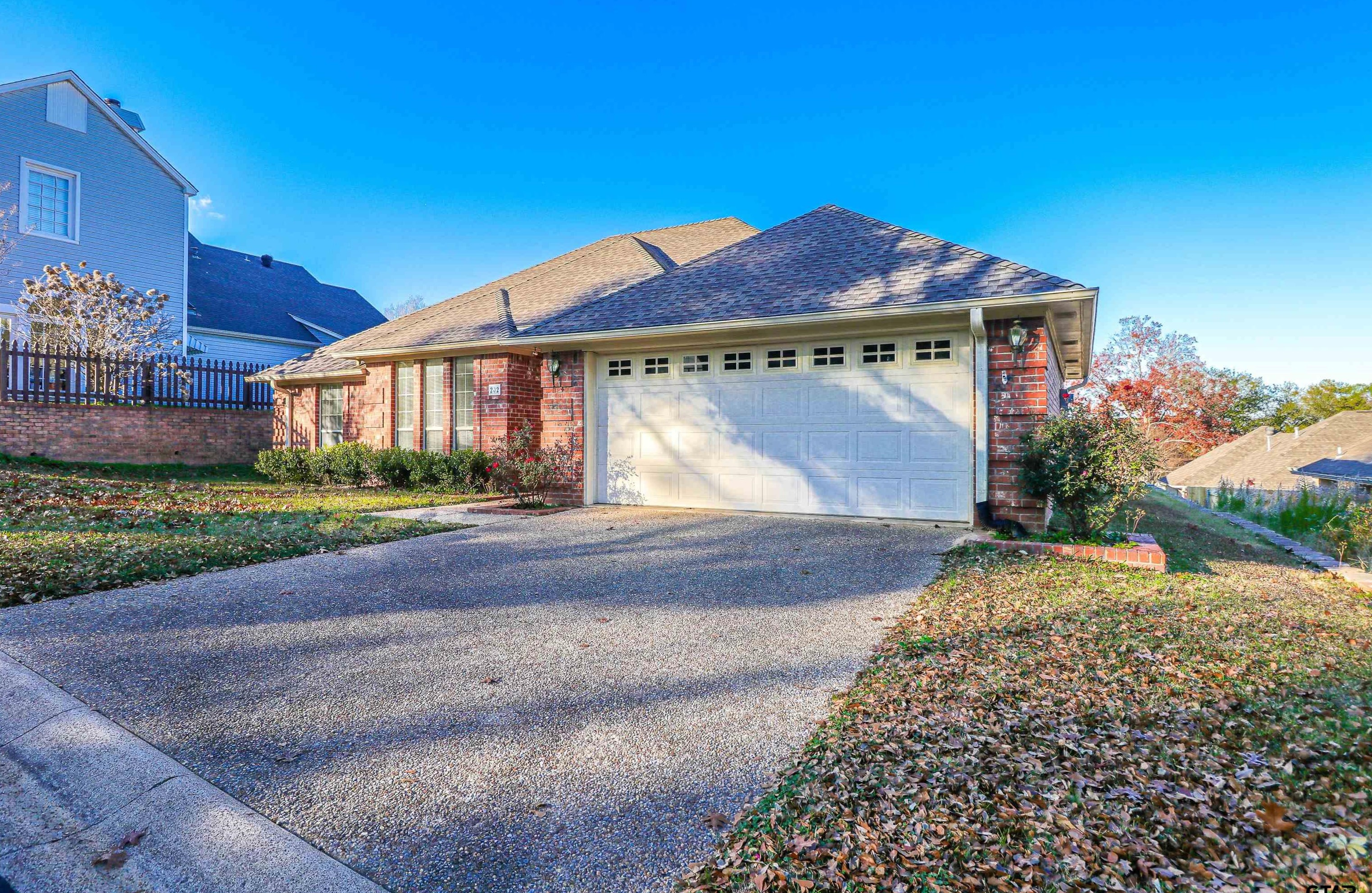 202 Lansdowne Ter, Tyler, TX 75703-5250
