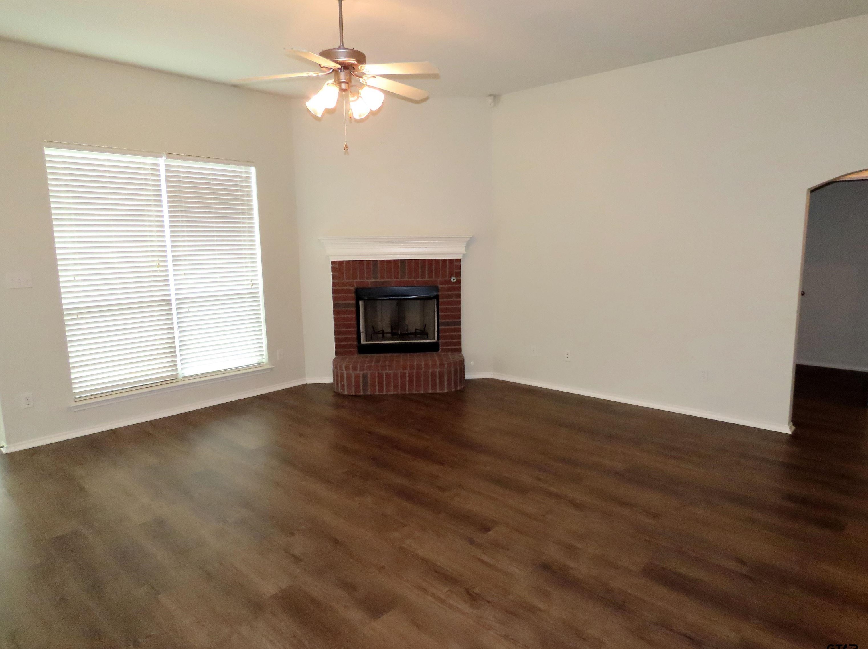 2023 Balsam Gap, Tyler TX  75703-7328 exterior