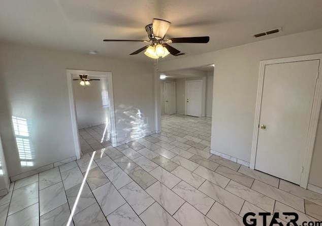 1705 W Barrett St, Tyler, TX 75702