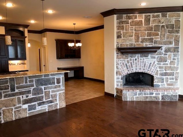 1569 Skidmore Ln, Tyler, TX 75703